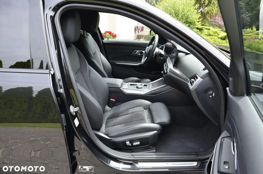 BMW Seria 3 320d M Sport Shadow sport - 20