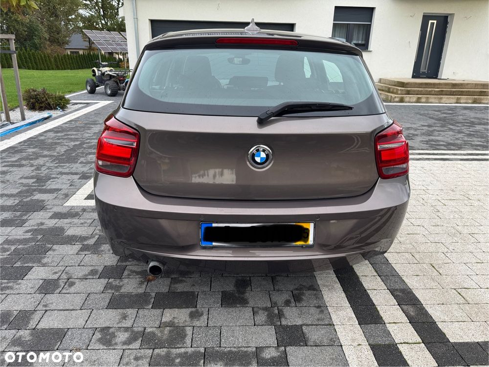 BMW Seria 1 116d - 5