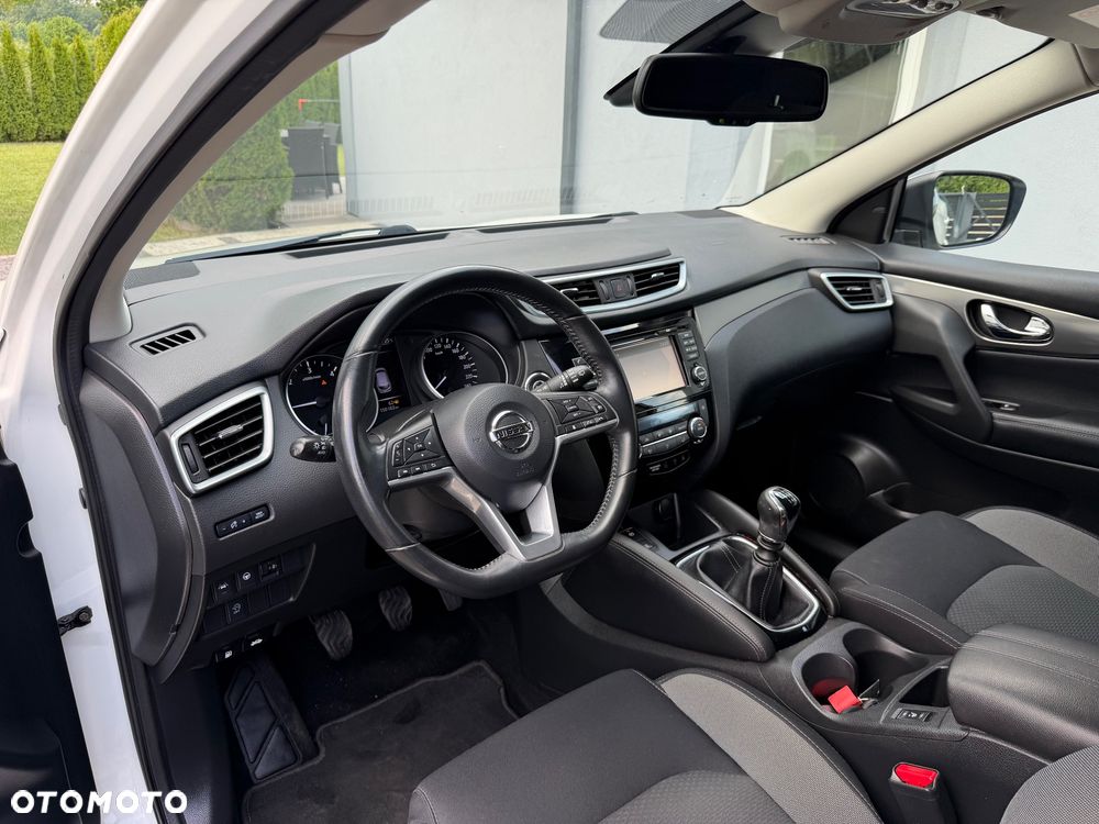 Nissan Qashqai 1.5 dCi N-Connecta - 10