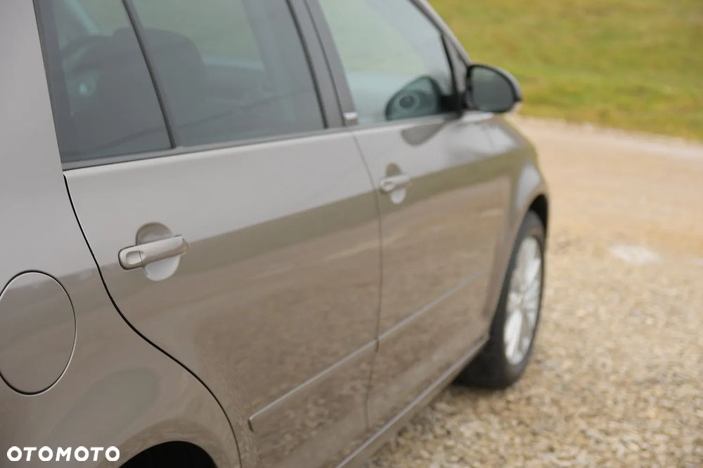 Volkswagen Golf Plus Plus1.6 TDI DPF BlueMotion Technology Style - 15