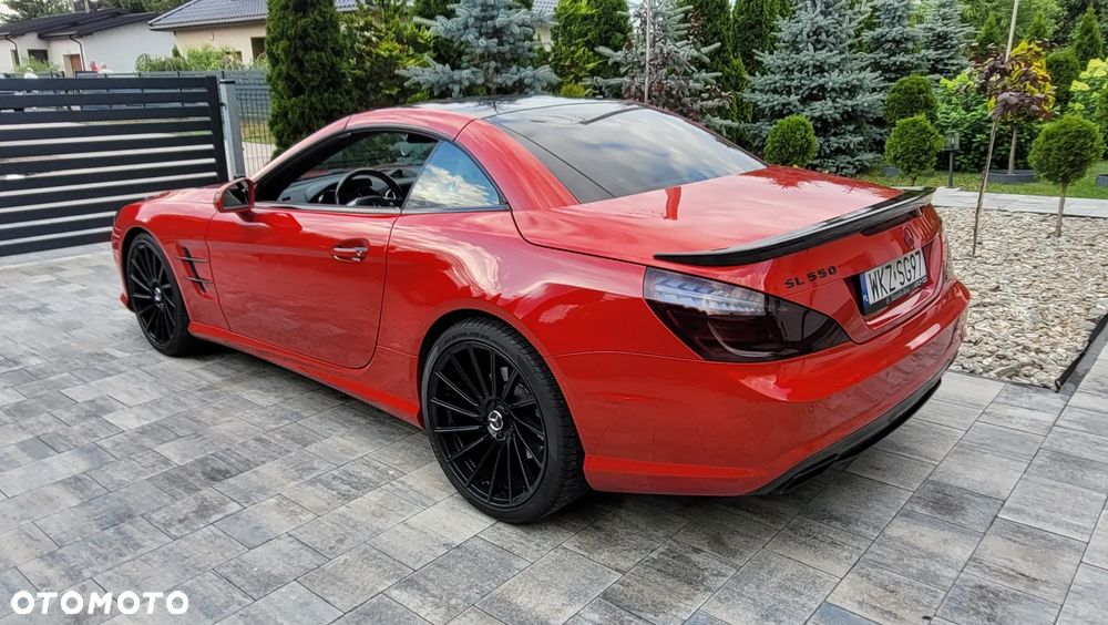 Mercedes-Benz SL 500 BlueEff - 19