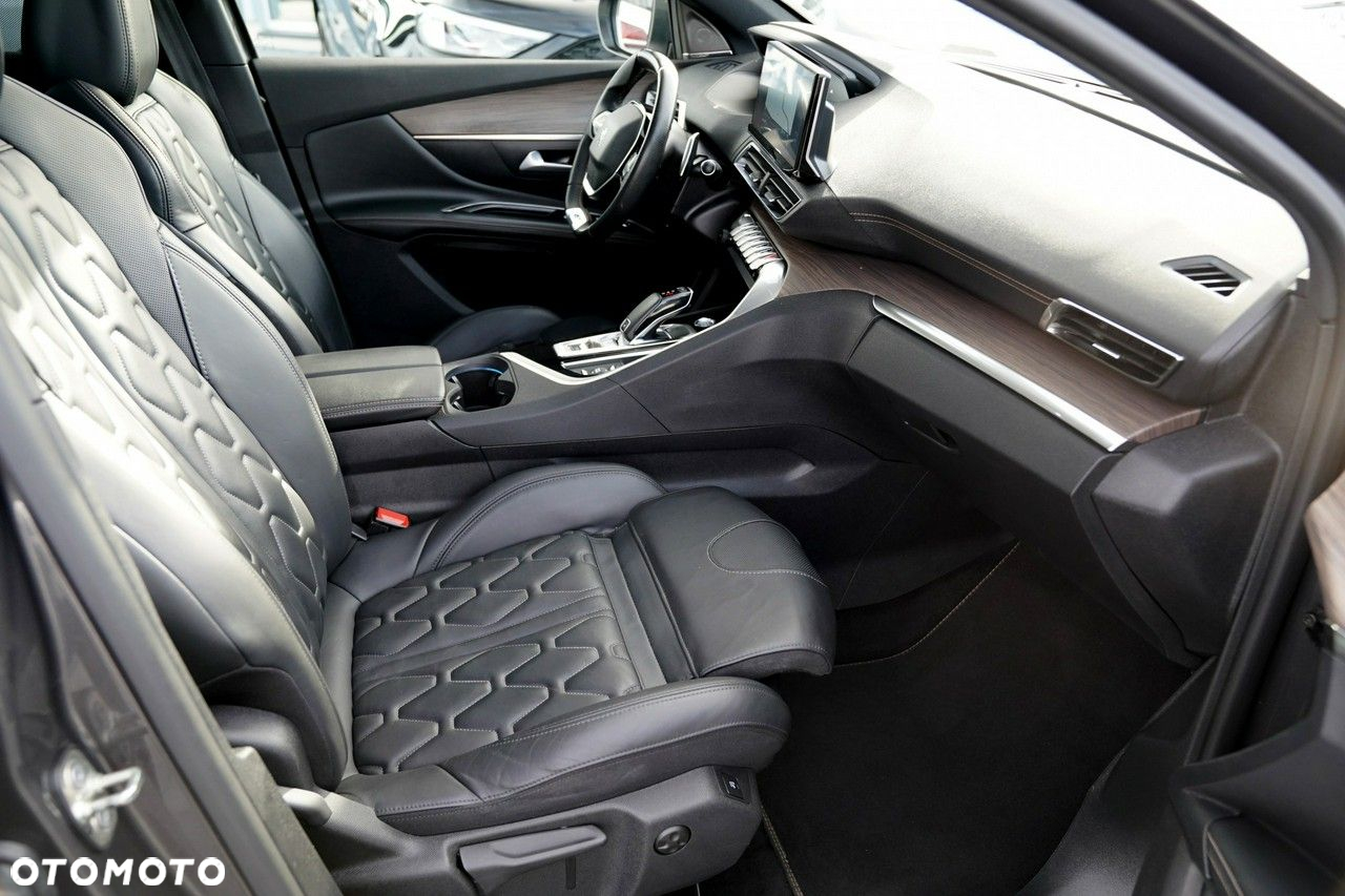 Peugeot 5008 - 22