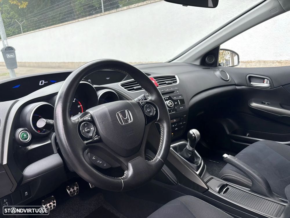 Honda Civic 1.6 i-DTEC Sport - 29
