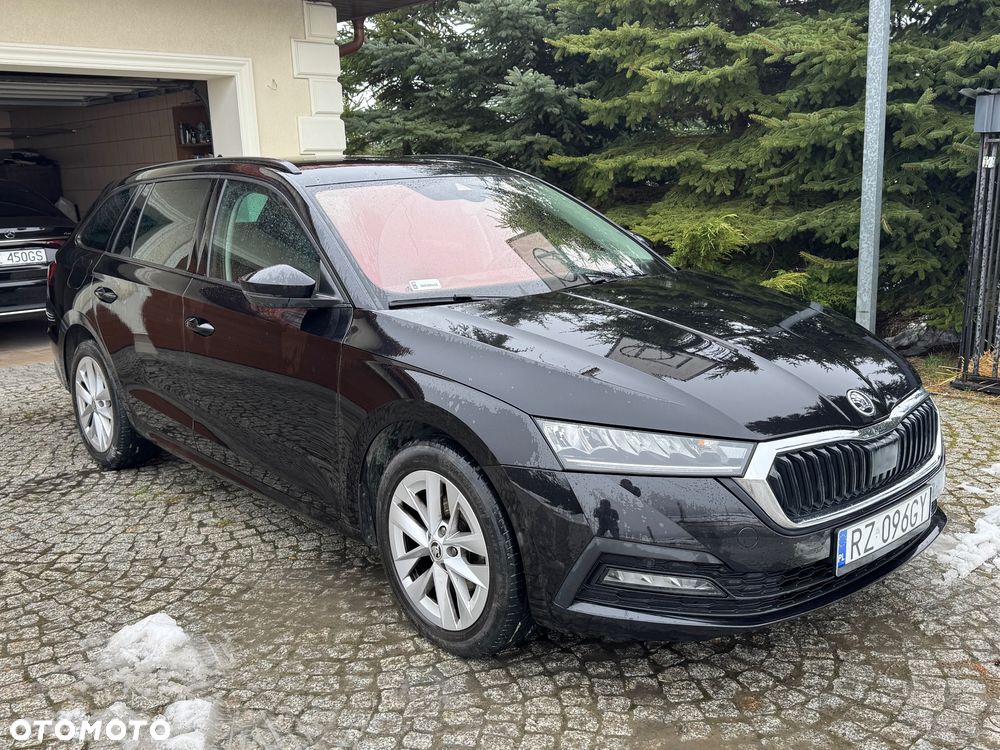 Skoda Octavia 2.0 TDI Selection DSG - 1