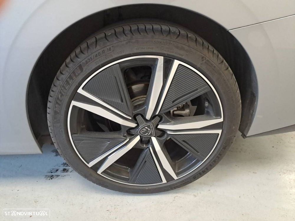 Peugeot 308 SW 1.2 Hybrid GT e-DCS6 - 11