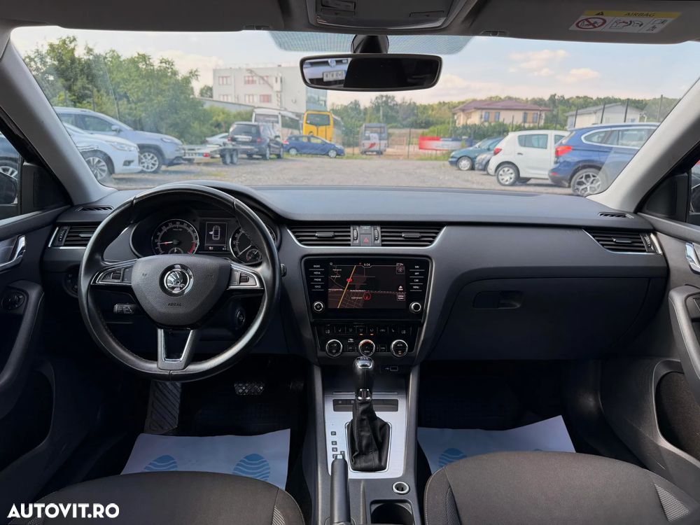 Skoda Octavia 1.6 TDI DSG Ambition - 7