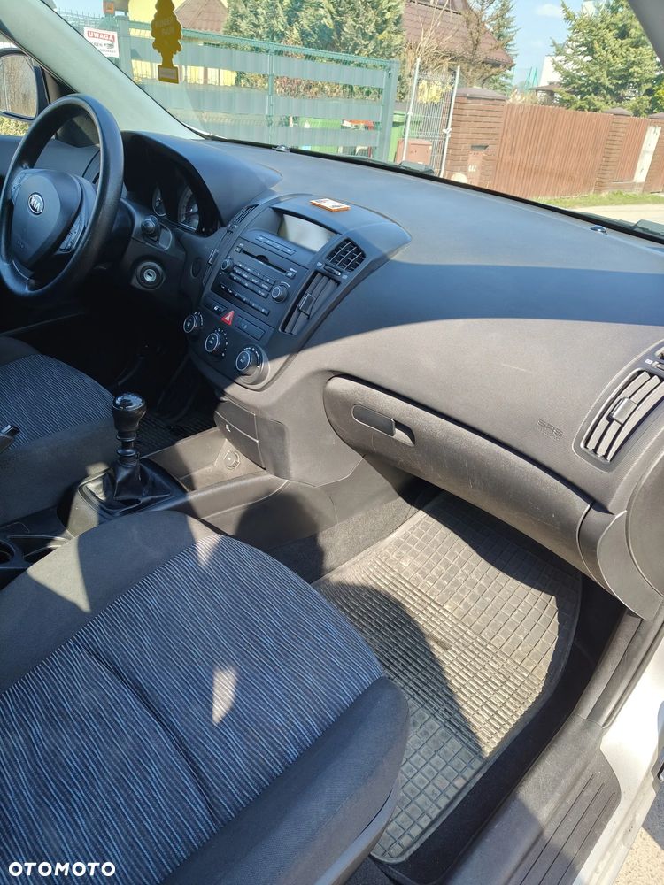 Kia Ceed 1.6 CVVT EX - 6