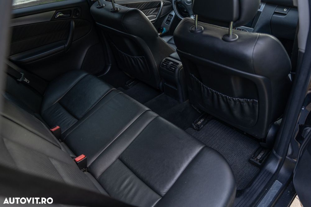 Mercedes-Benz C 200 Estate Kompressor Avantgarde - 11