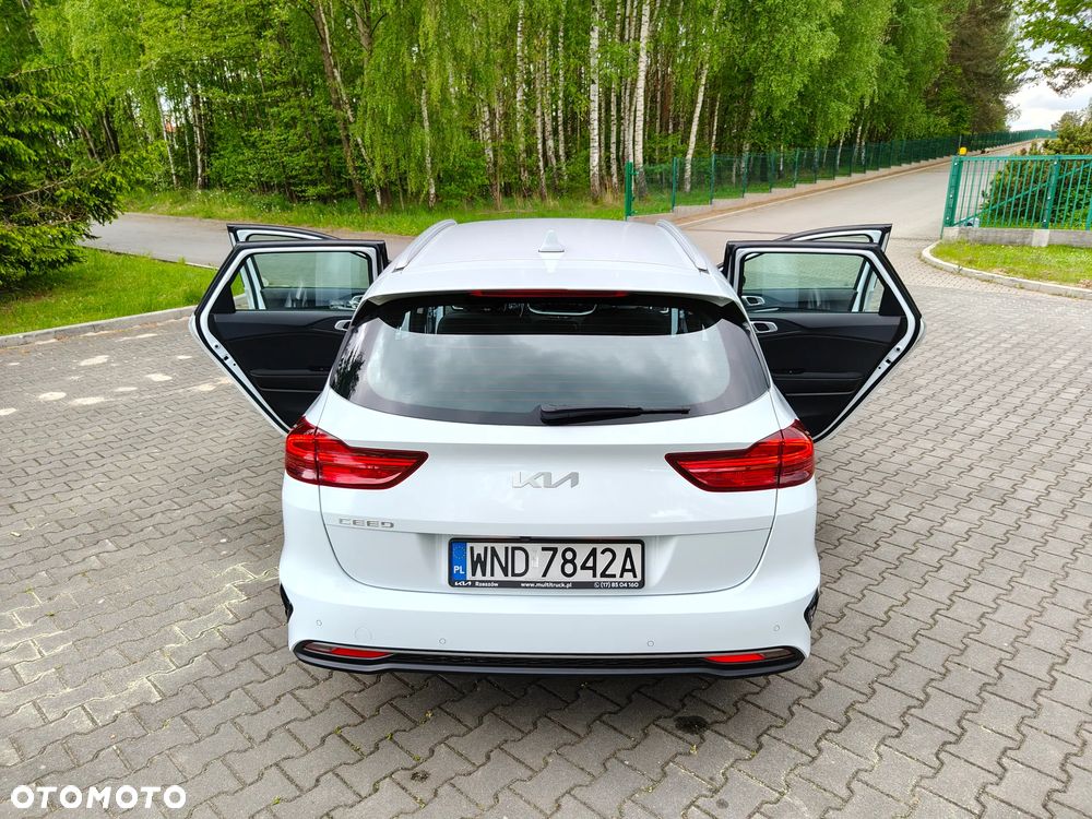 Kia Ceed 1.5 T-GDI Business Line - 36