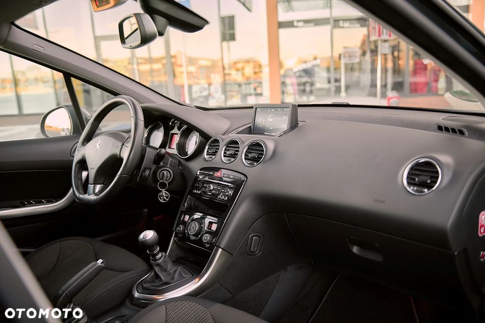 Peugeot 308 HDi FAP 150 Business Line Niveau 2 - 8