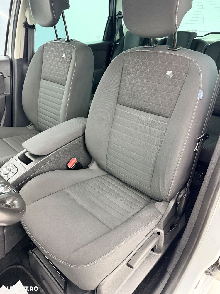 Renault Scenic dCi 110 LIMITED - 10