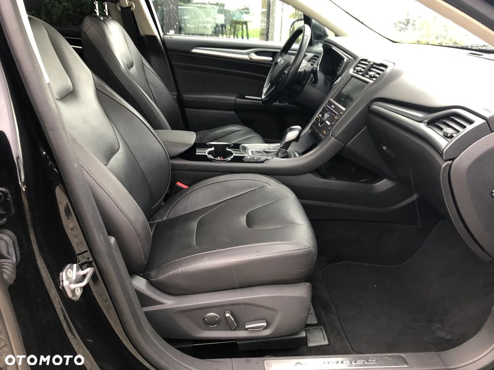 Ford Mondeo 2.0 TDCi Start-Stopp PowerShift-Aut Titanium - 18