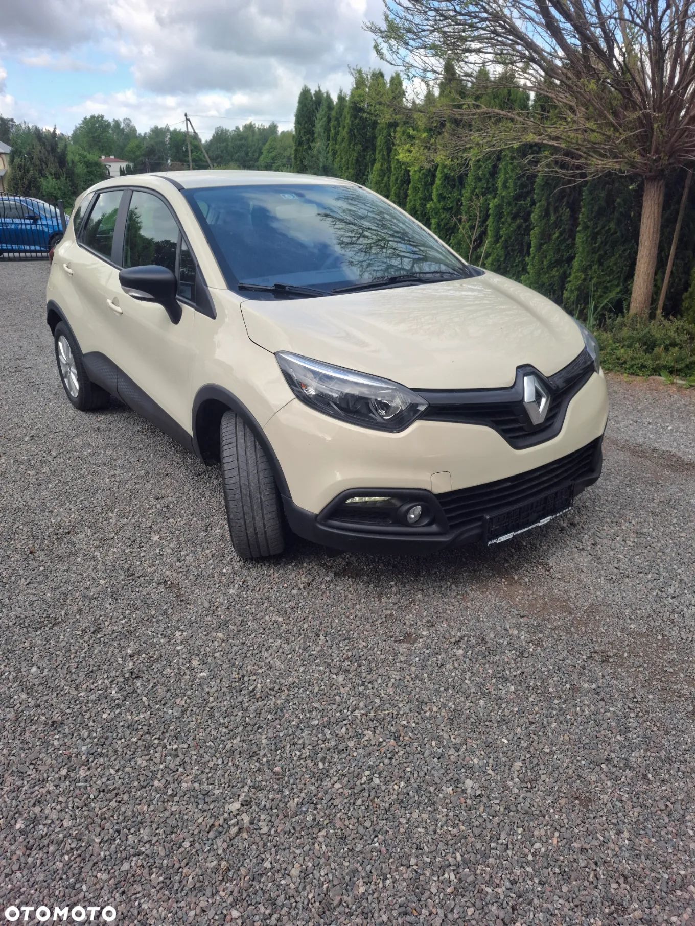 Renault Captur 1.0 TCe Equilibre - 1