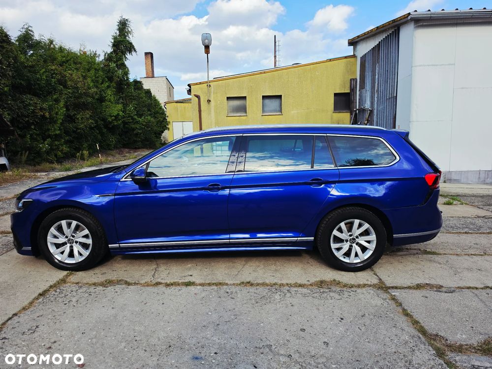 Volkswagen Passat - 8