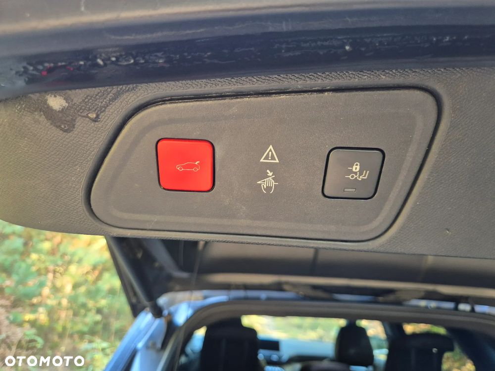 Peugeot 3008 BlueHDi 180 Stop & Start EAT6 GT - 26