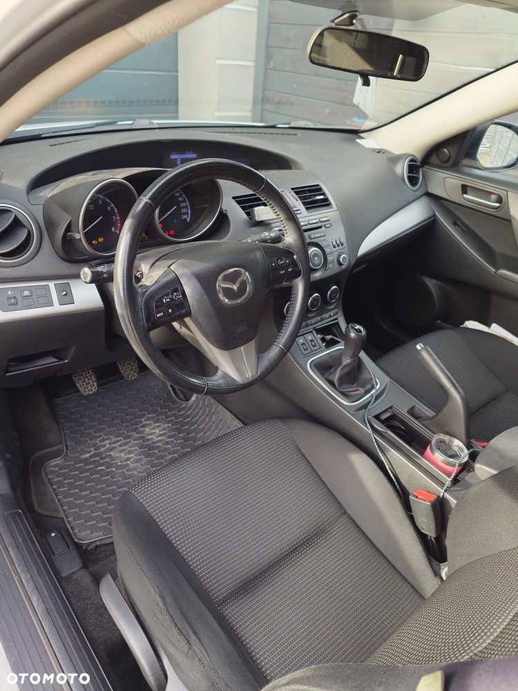Mazda 3 2011 photo 5