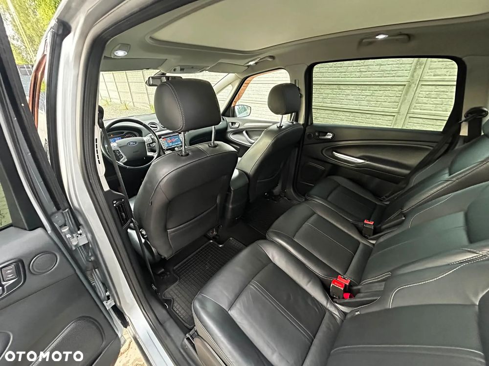Ford S-Max 2.0 TDCi DPF Titanium X - 17