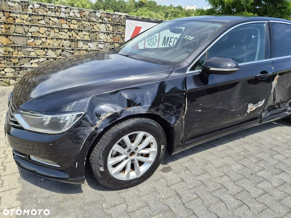 Volkswagen Passat - 20