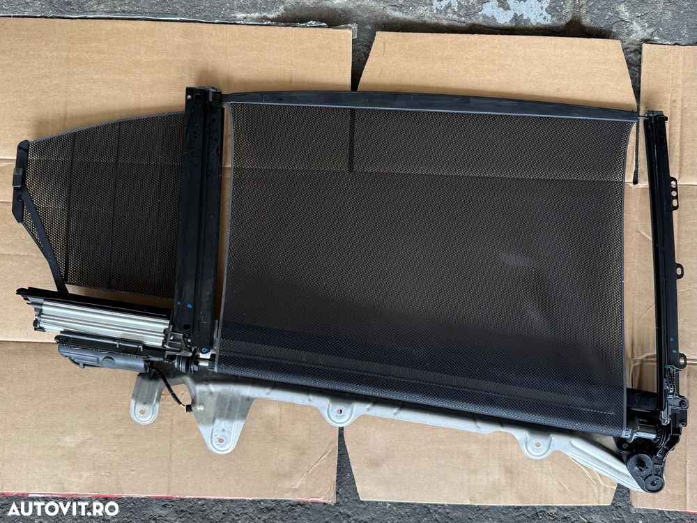 Perdeluță Electrică Ușă Spate Dreapta BMW Seria 7 G11 - Originală 730d 740dx - 2