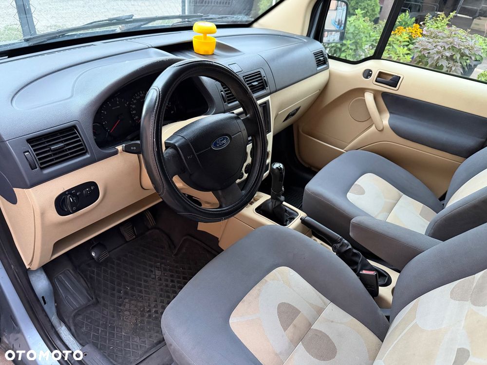 Ford Tourneo Connect - 5