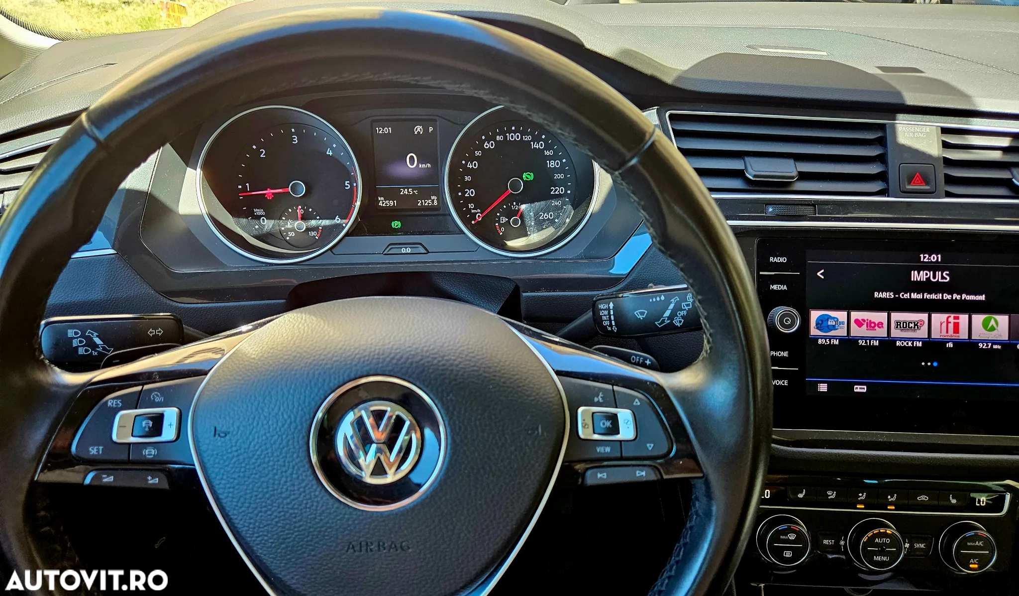 Volkswagen Tiguan 2.0 TDI SCR DSG Elegance - 4