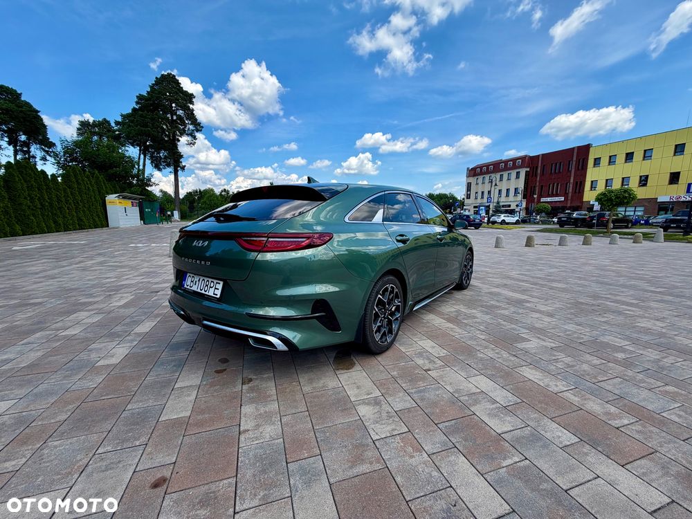 Kia ProCeed 1.5 T-GDI GT Line - 16
