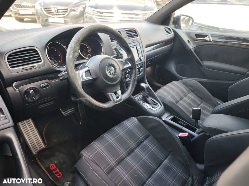 Volkswagen Golf 2.0 TDI DPF DSG GTD - 9