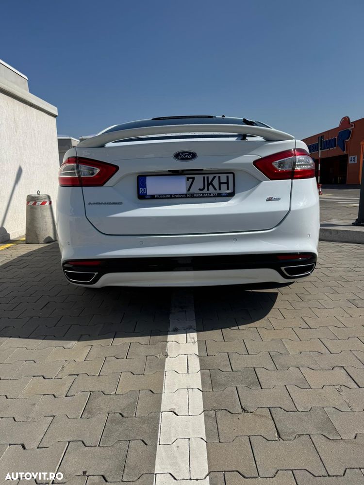 Ford Mondeo 1.6 TDCi ECOnetic Start-Stopp Titanium - 11