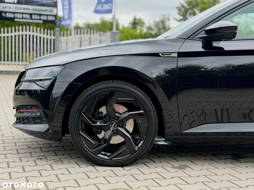 Skoda Superb 2.0 TDI Sportline - 2