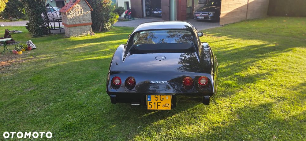 Chevrolet Corvette - 7