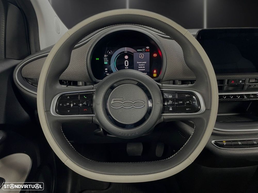 Fiat 500e La Prima - 15