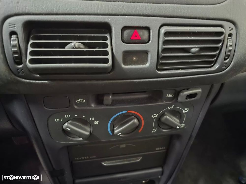 Toyota Corolla L/B 1.4 Sol - 12