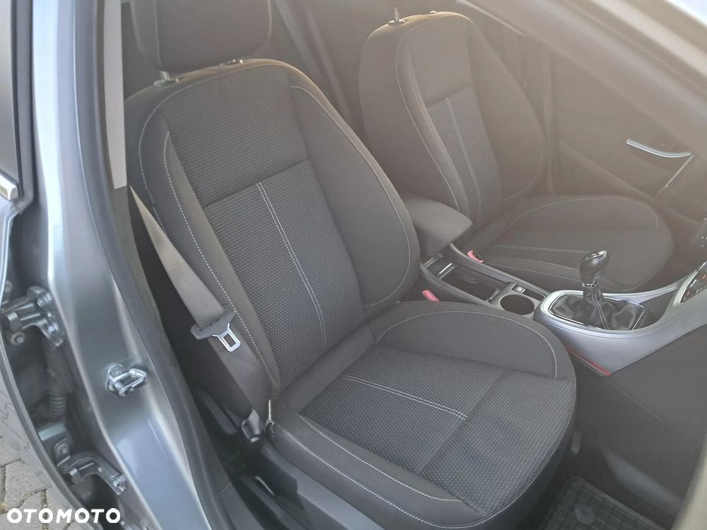 Opel Astra 1.4 Turbo Innovation - 22