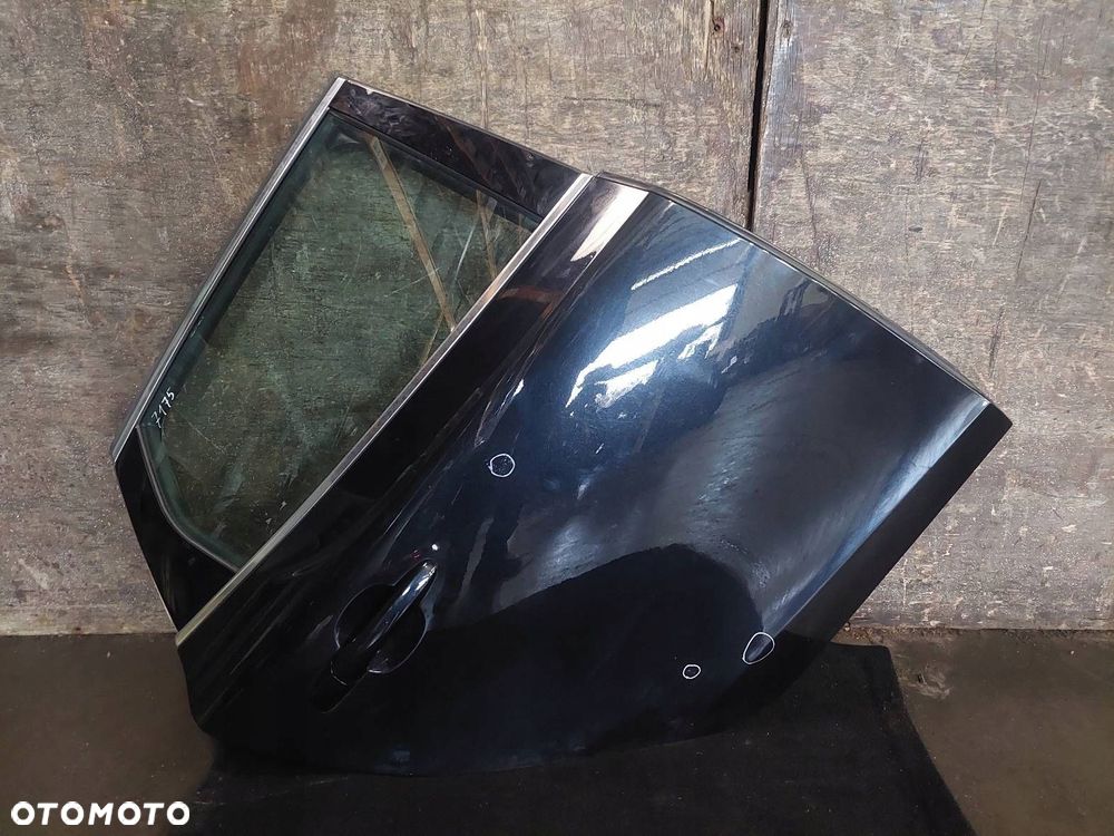 DRZWI KOMPLETNE PRAWY TYŁ VOLVO V40 II 452-46 - 1