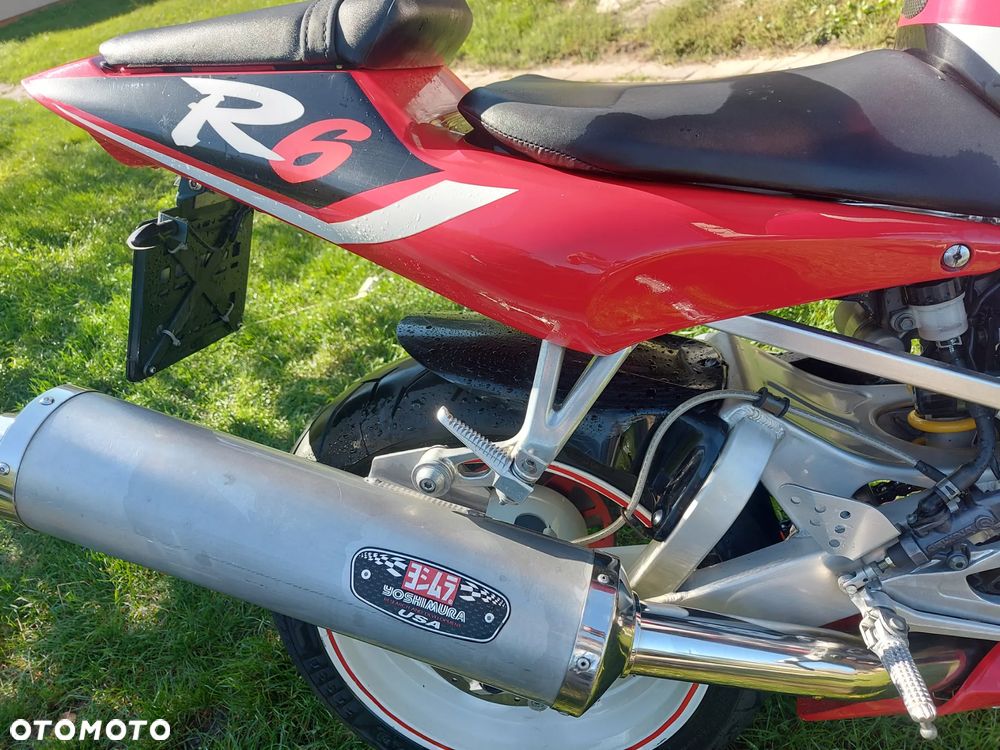 Yamaha R6 - 15