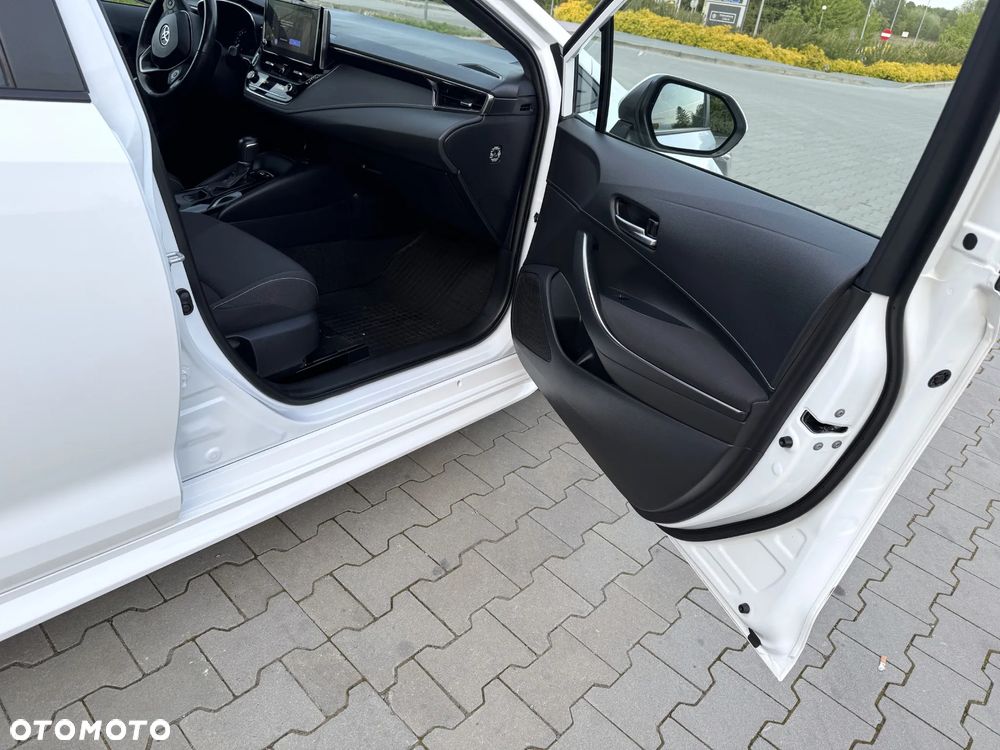 Toyota Corolla 1.8 Hybrid Comfort - 27