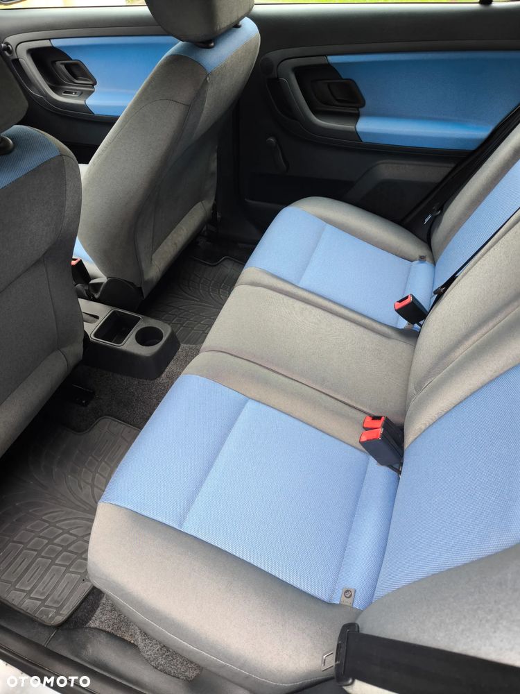 Skoda Fabia 1.2 12V Ambiente - 14