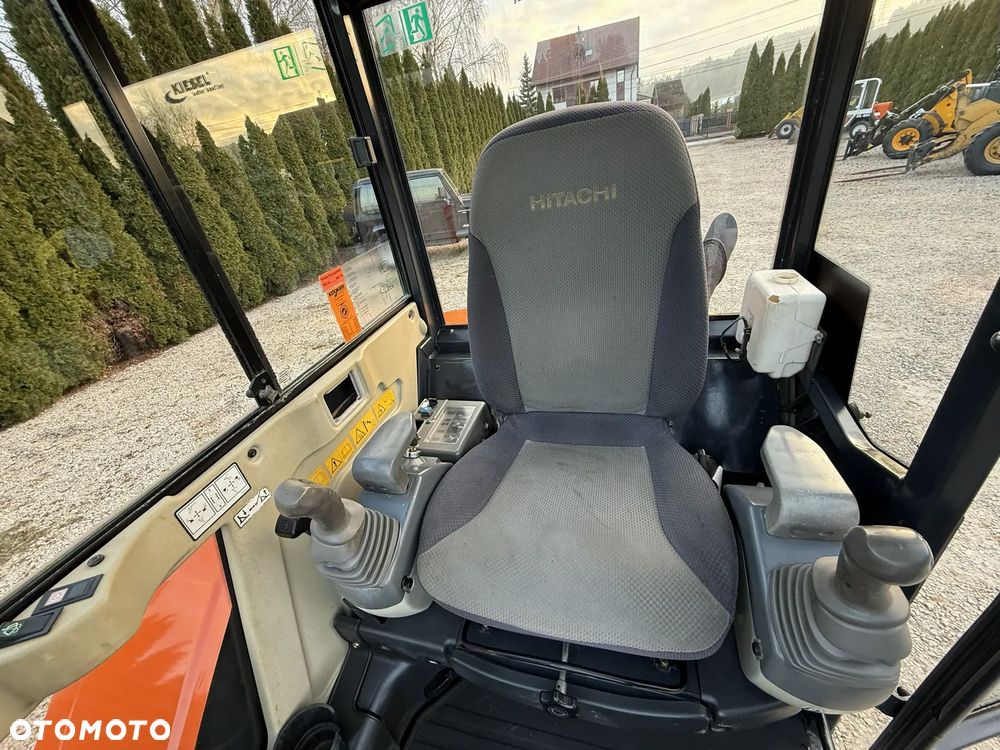 Hitachi ZAXIS ZX 27-3 27 / 2012 ROK / TYLKO 3567 MTH! / PIĘKNA / Z NIEMIEC / W CAŁOŚCI ORYGINAŁ / 303.5 301 302 303 302.7 PC 30 27 KX - 14