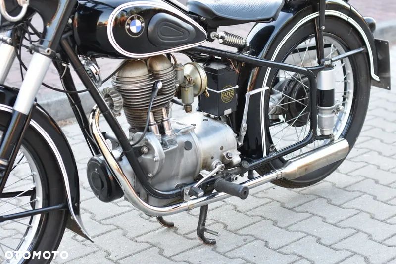 BMW R - 28