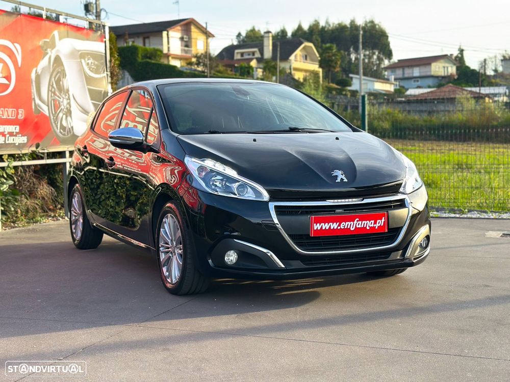Peugeot 208 1.6 BlueHDi Style - 11