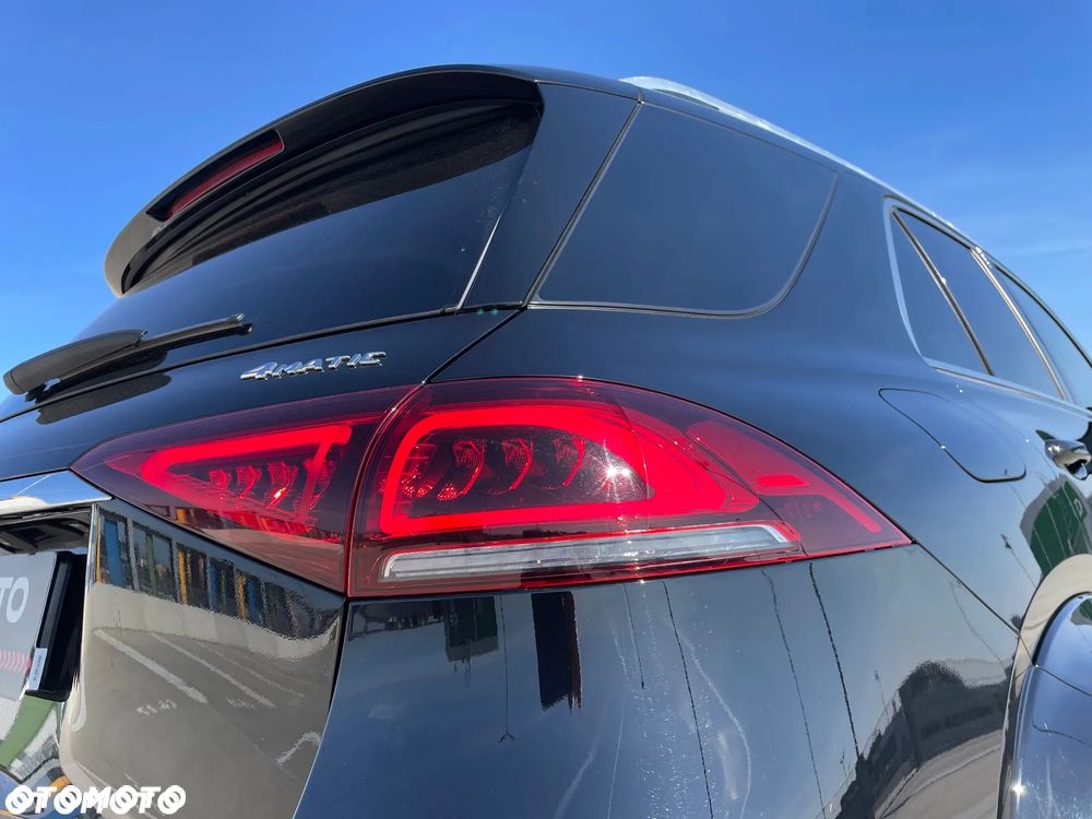 Mercedes-Benz GLE 300 d mHEV 4-Matic AMG Line - 12