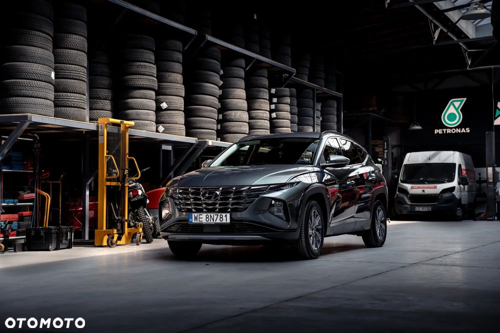 Hyundai Tucson 1.6 T-GDi HEV Executive 2WD - 2