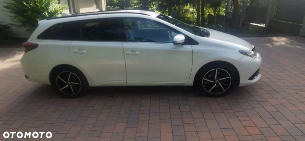 Toyota Auris - 8
