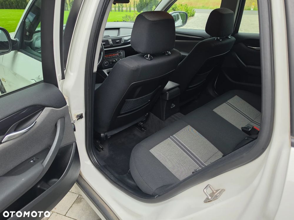 BMW X1 sDrive18i Sport Line - 15