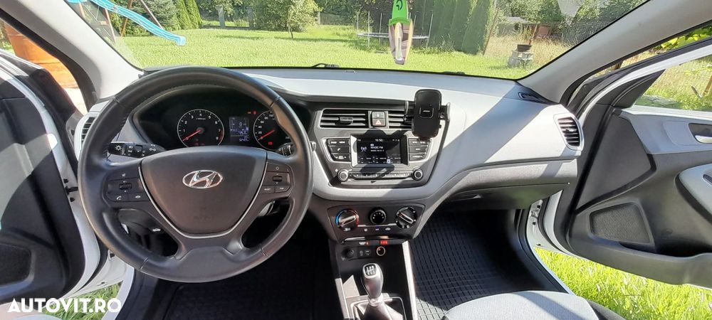 Hyundai i20 1.2 L 84CP 5DR Comfort - 9