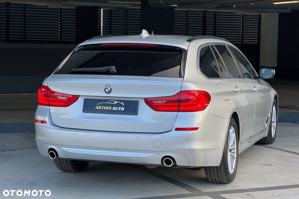 BMW Seria 5 530d xDrive Sport Line - 11