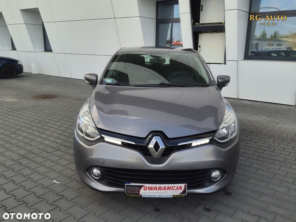 Renault Clio - 16