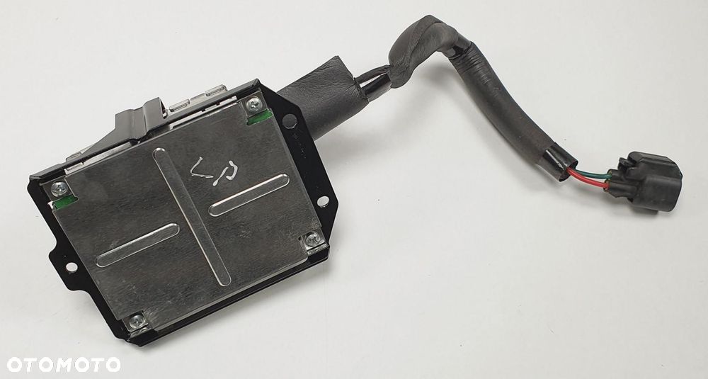 WZMACNIACZ BOSE MAZDA RX-8 F15266920A - 2