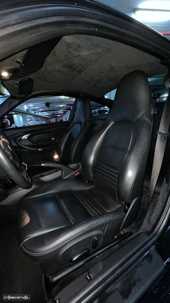 Porsche 911 (996) Carrera - 11