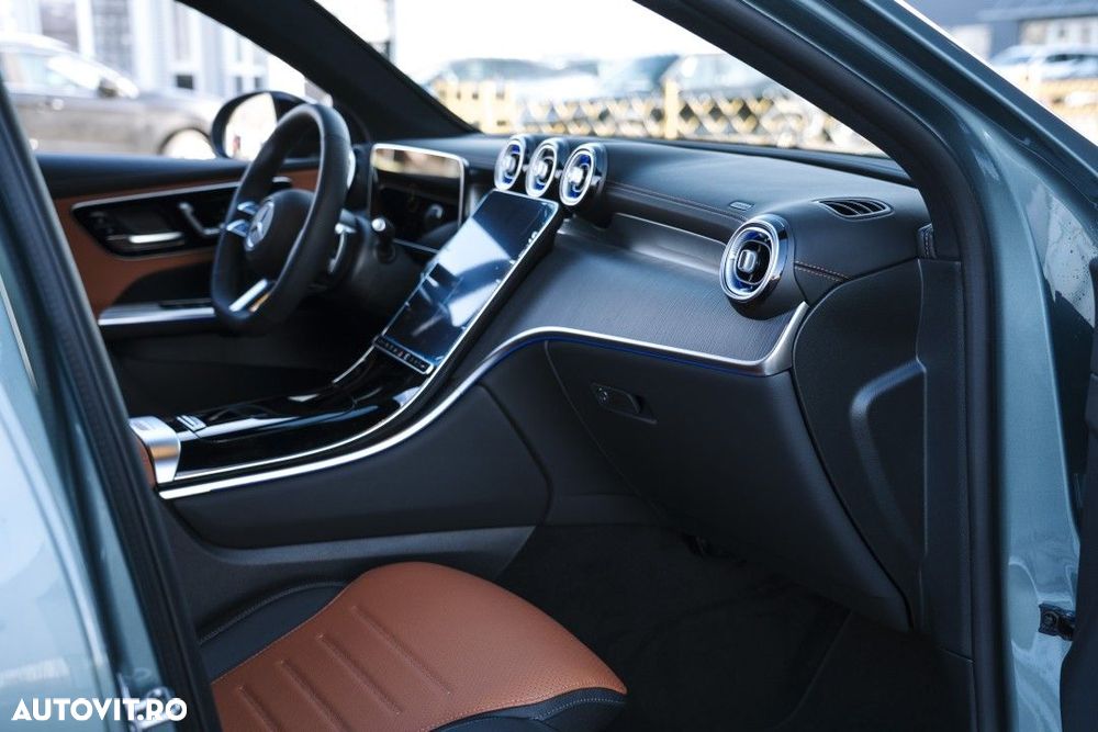 Mercedes-Benz GLC Coupe 300 de 4MATIC - 28